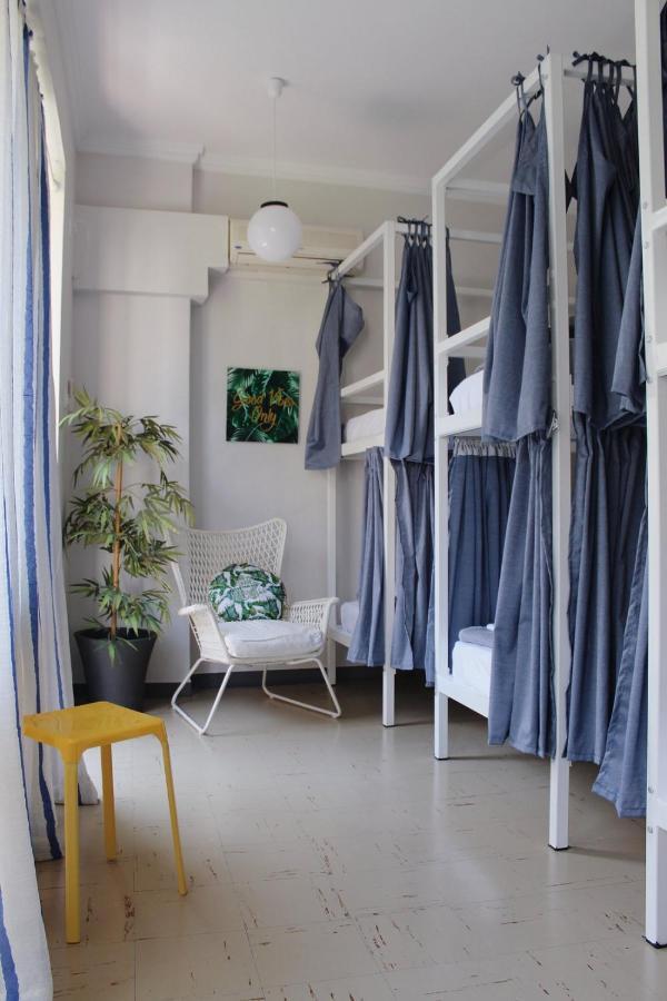 Auberge de jeunesse Let Me Take My Bunk Bed à Athènes Extérieur photo