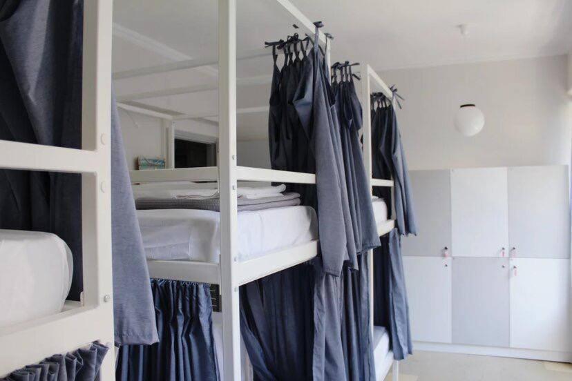 Auberge de jeunesse Let Me Take My Bunk Bed à Athènes Extérieur photo